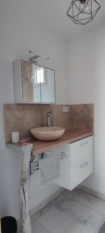 סלון-דו-ז'ירו Appartement Au Coeur Des Rizieres מראה חיצוני תמונה